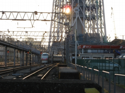 スカイツリーと電車 東京スカイツリー写真館